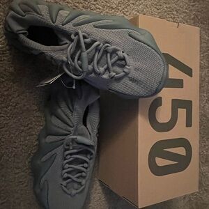 Adidas Yeezy 450